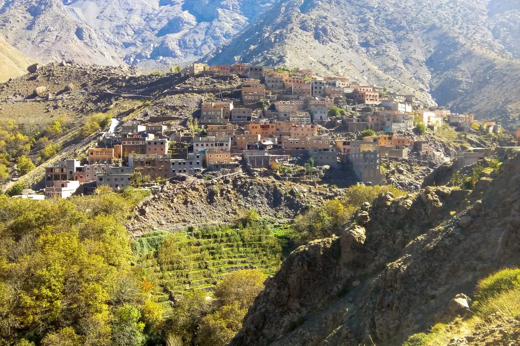 Pueblo de Aroumd en el valle de Imlil del Alto Atlas