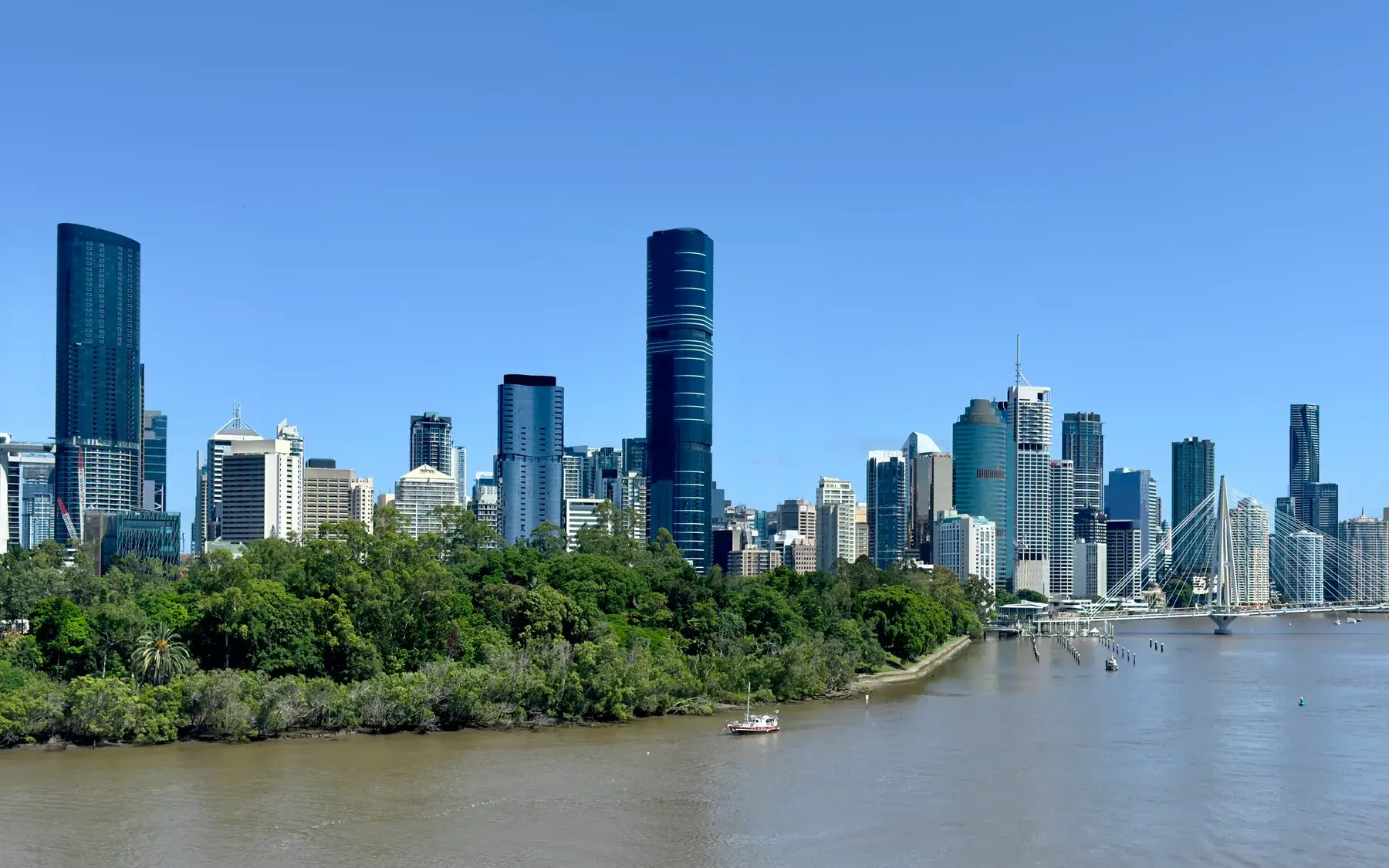 Brisbane: Brisbane CBD seen from Kangaroo Point, 2024, 01 (2)