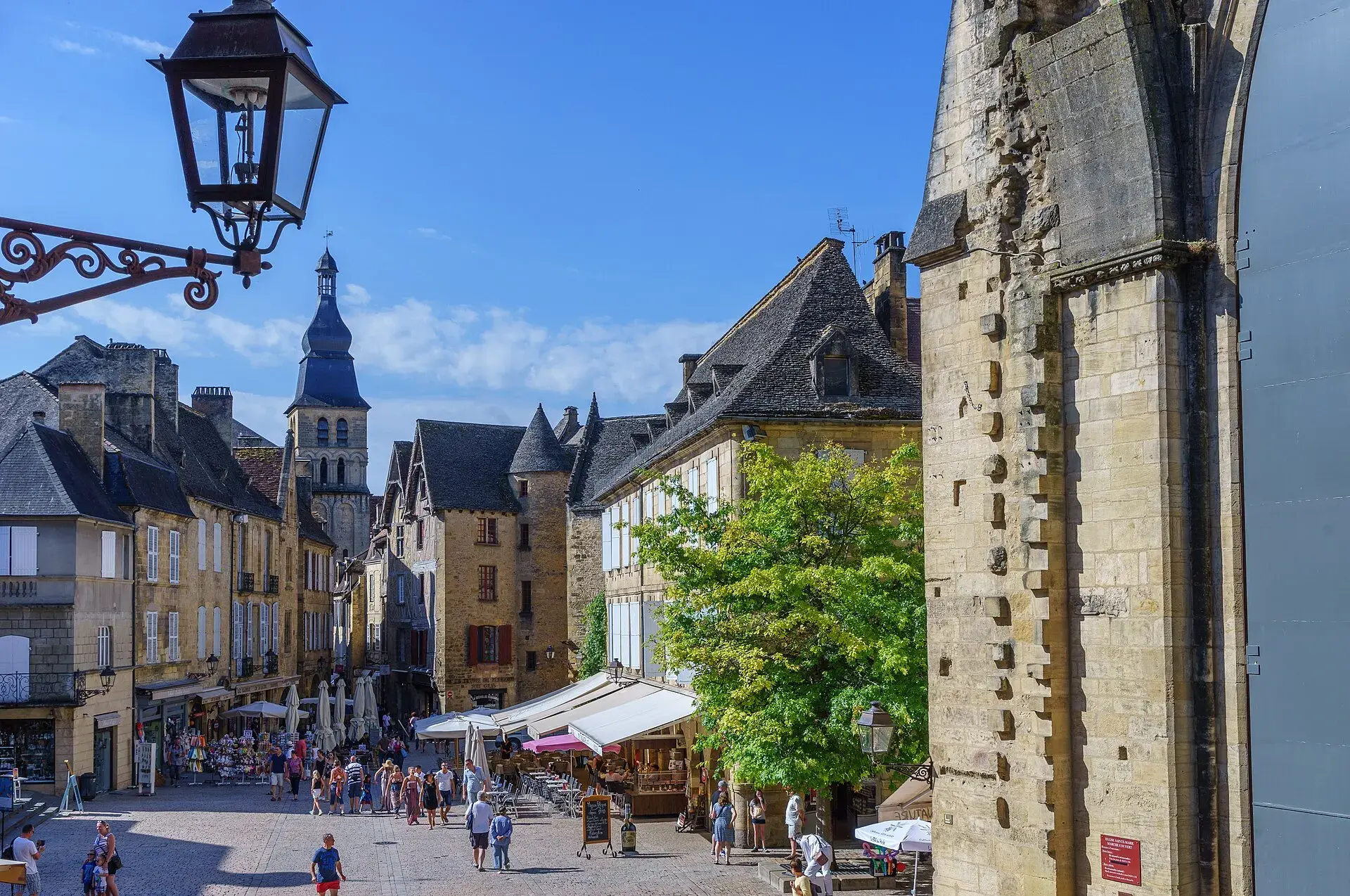 Plaza de la Liberté en Sarlat, Dordoña