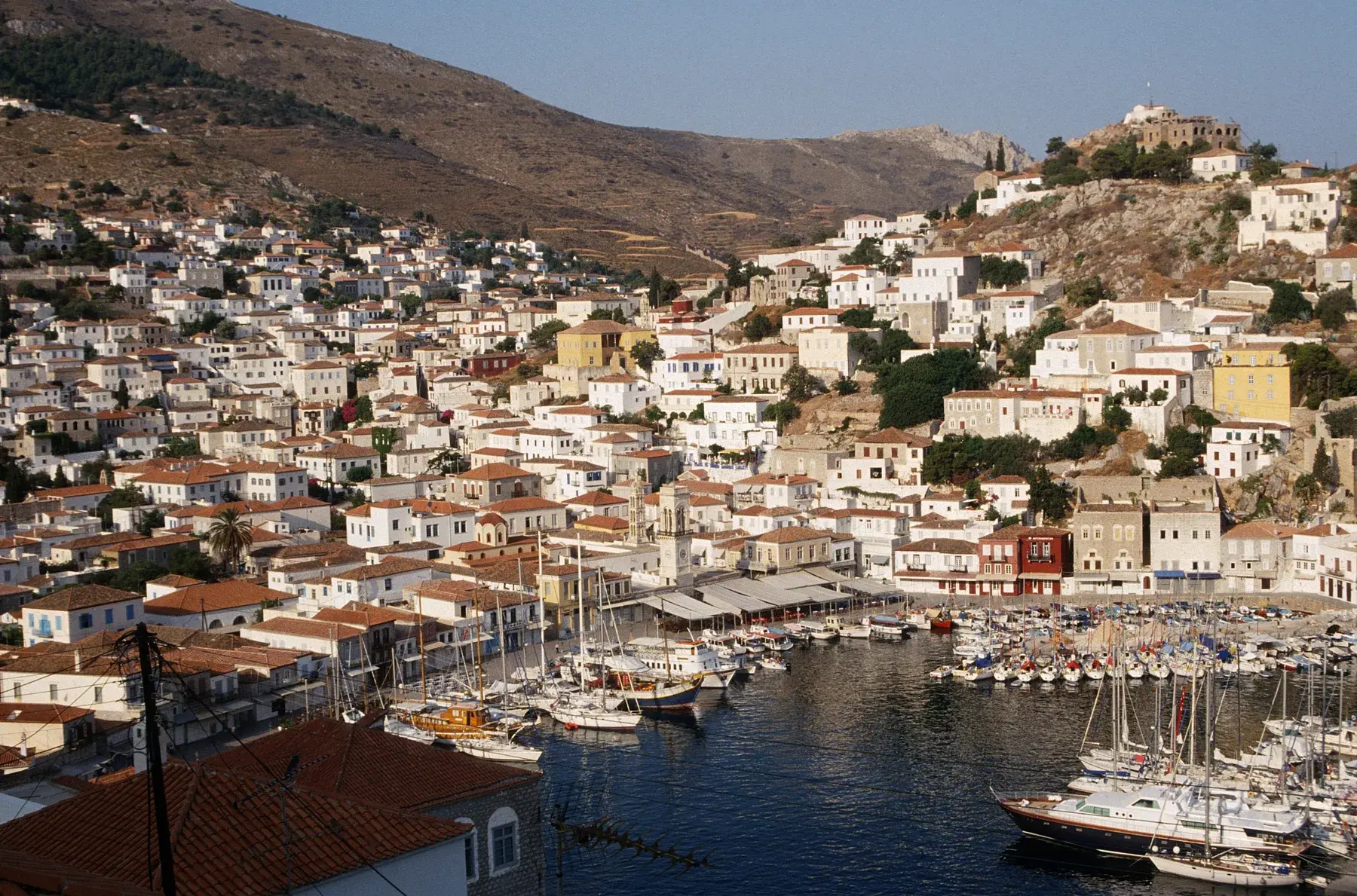 Casas y puerto de Hidra