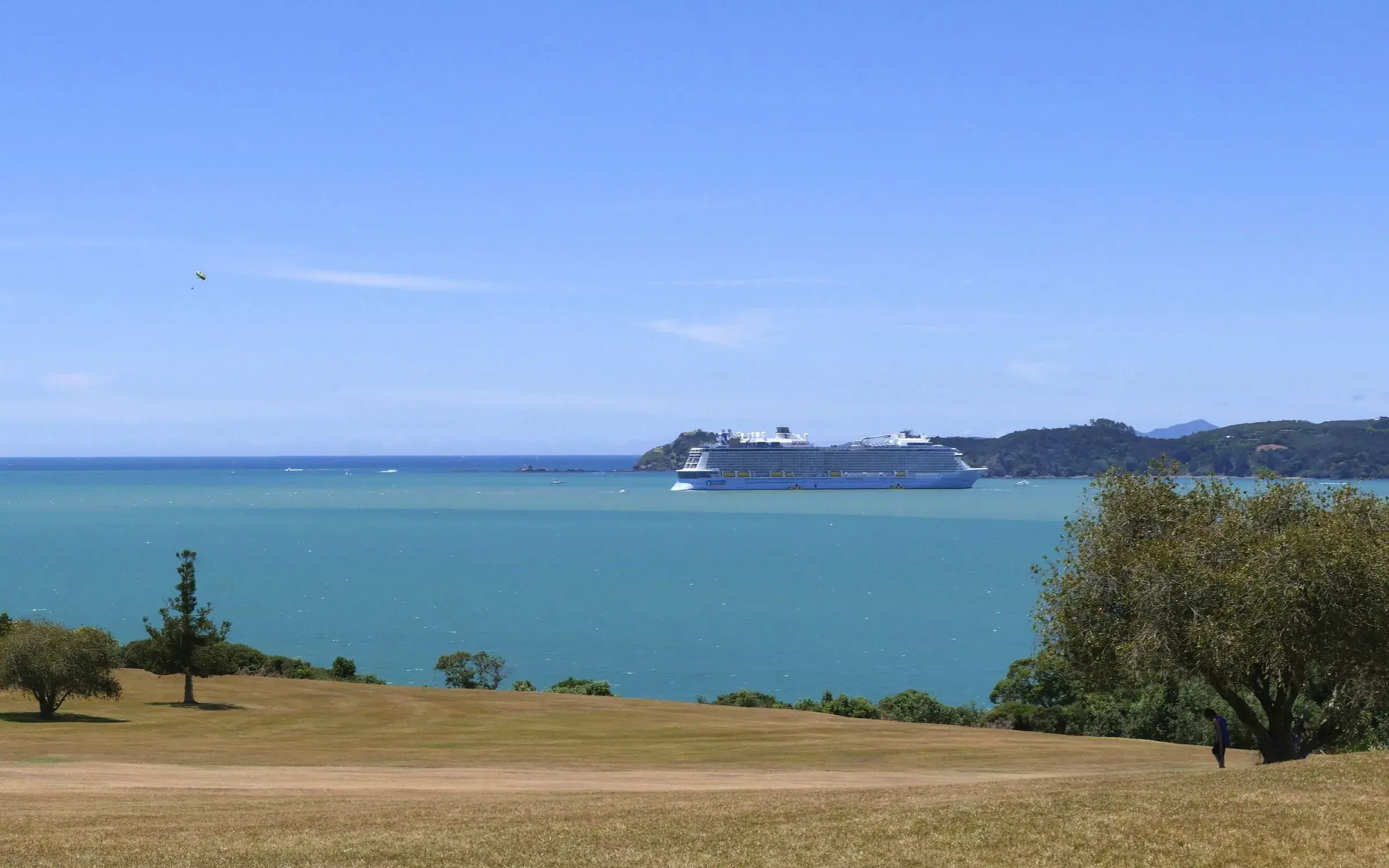Bay of Islands vista desde Waitangi hacia Russell