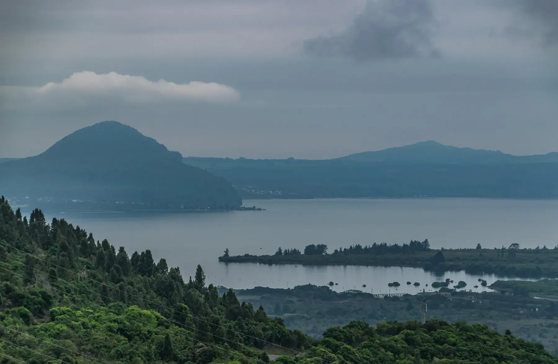 Lago Taupō y su entorno
